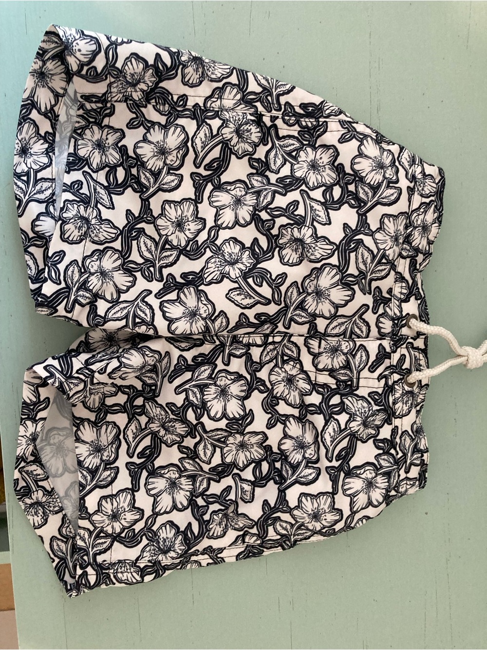 Bonpoint White and Black Floral Drawstring Bermudas